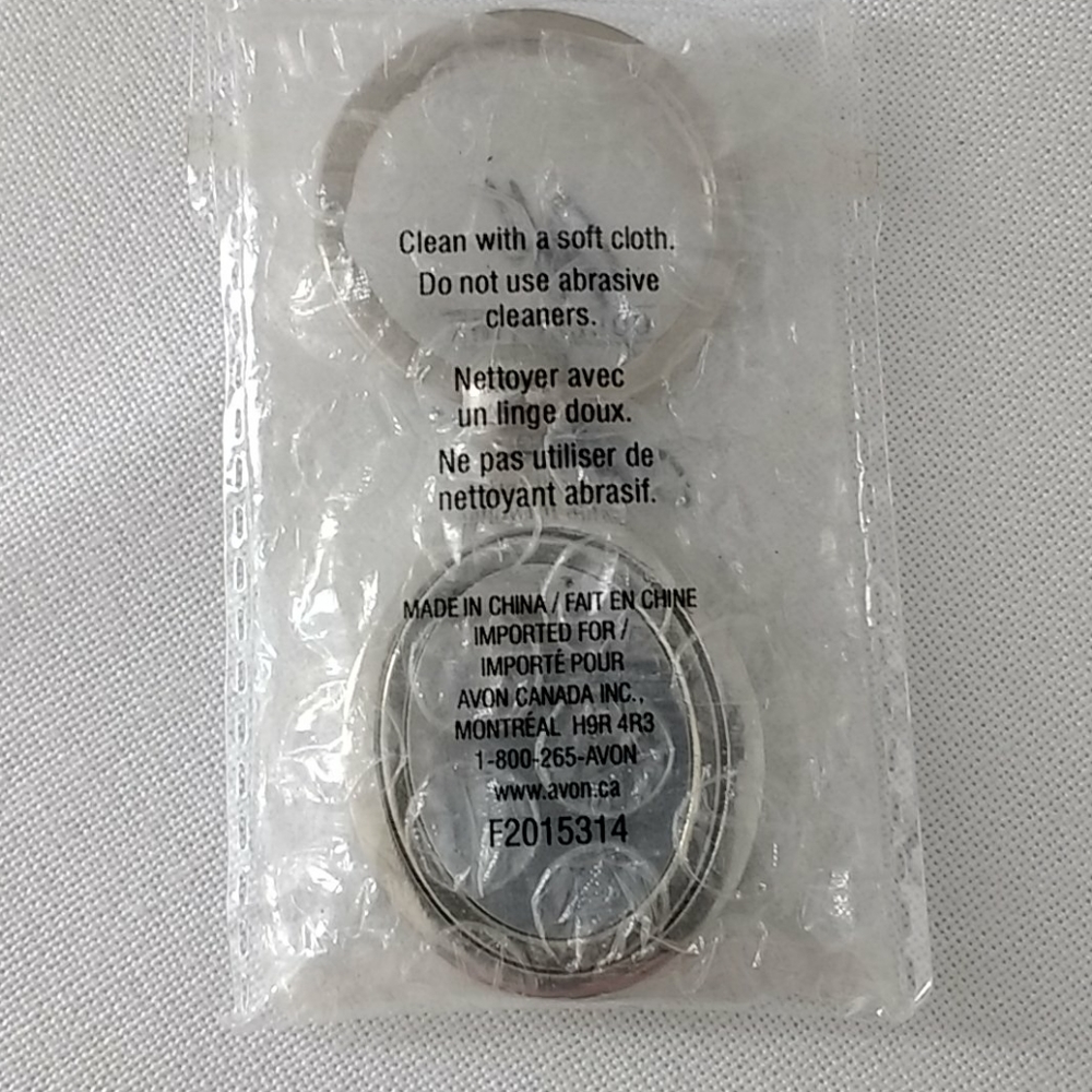 Photo Frame keychain 4/$15.00 - Picture 4 of 5
